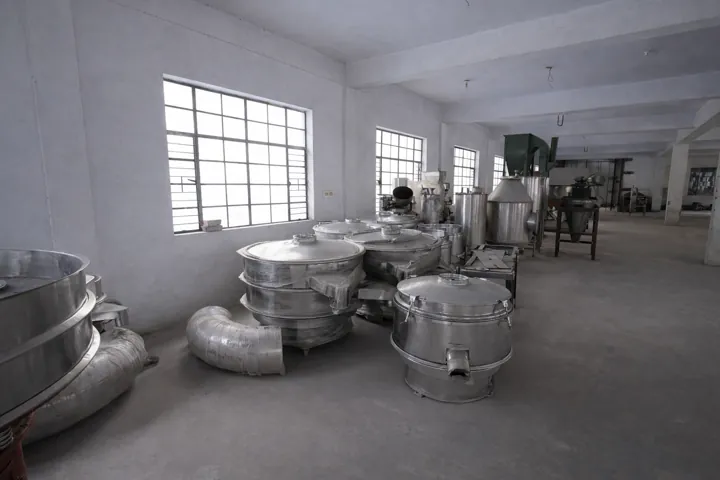 Stainless steel sifters and vessels in the finishing bay