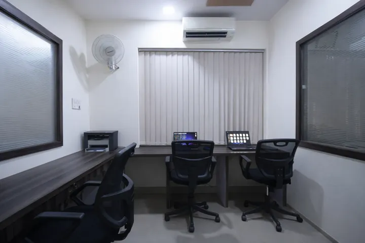 A workstation room
